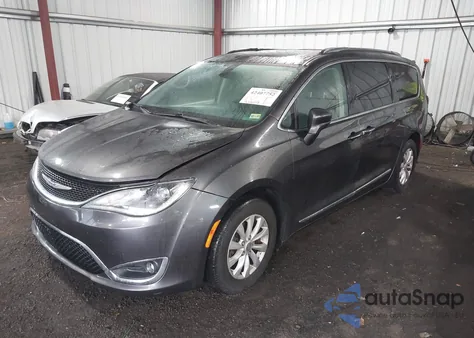2018 Chrysler Pacifica Touring L from USA, damaged, VIN 2C4RC1BG1JR322717